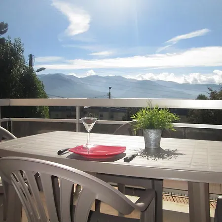 Magnifique Studio Cosy Style Campagne Avec Une Belle Terrasse Plein Sud Vue Sur La Chaine Des Pyrenees - A Quelques Minutes Du Centre Ville Et Du Telecabine Font-Romeu-Odeillo-Via Exterior foto