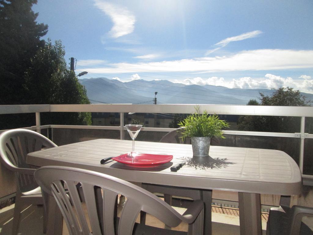 Magnifique Cosy Style Campagne Avec Belle Terrasse Plein Sud Vue Sur La Chaine Des Pyrenees - A Quelques Minutes Du Centre Et Du Telecabine Apartment